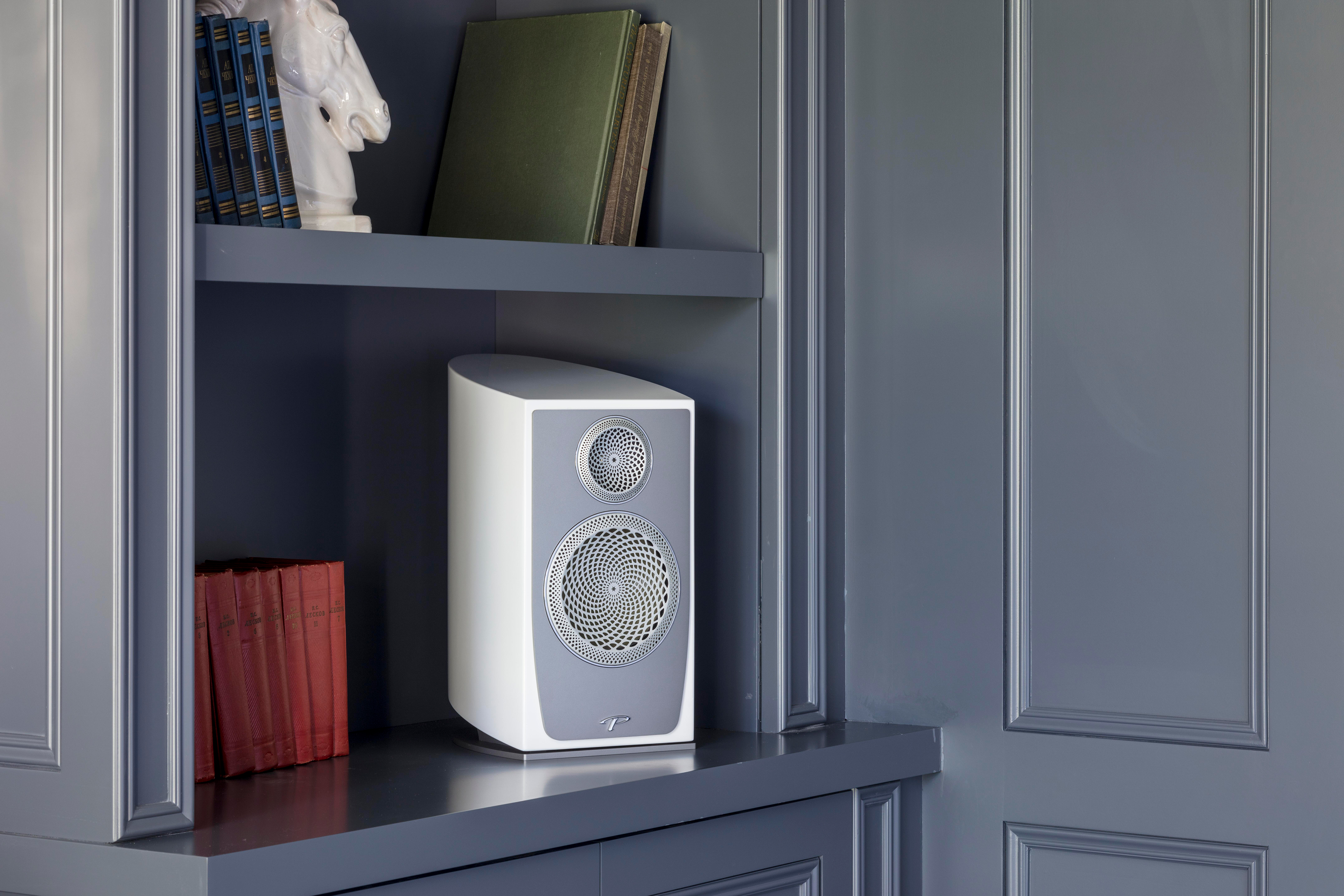 PERSONA B LifeStyle01